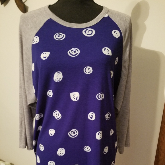 Lularoe Randy Shirt - Picture 2 of 3